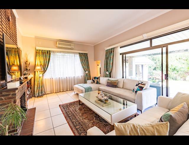 4 BEDROOM FREEHOLD TO LET IN WESTVILLE